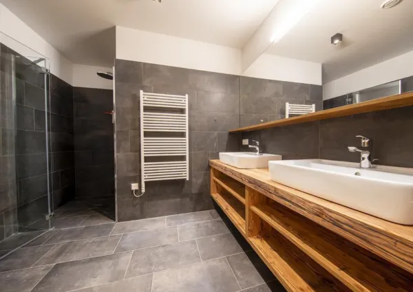 0017 KL Edelweisshaus 10 15a