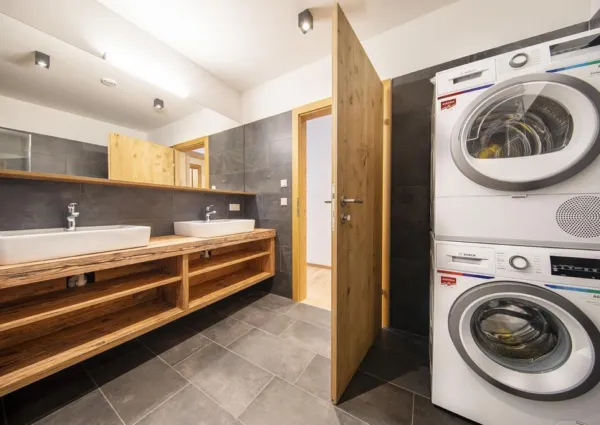 0018 KL Edelweisshaus 10 16a