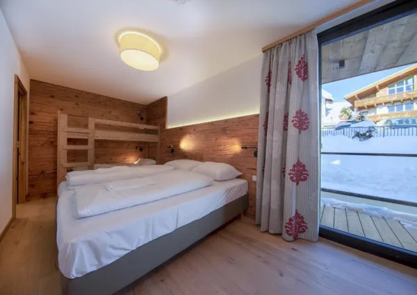 0011 KL Edelweisshaus 9 10