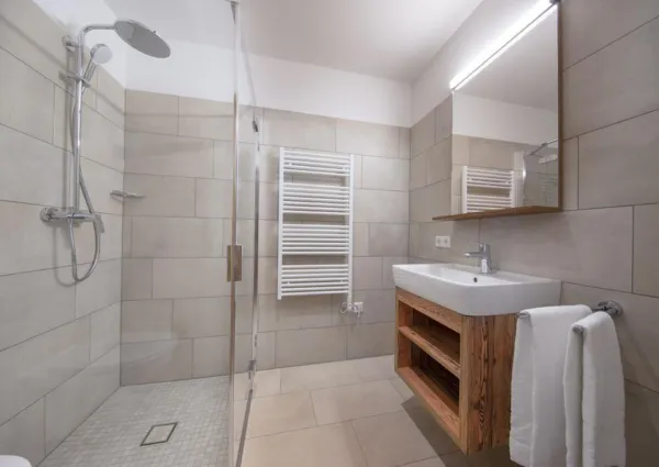 0012 KL Edelweisshaus 9 13