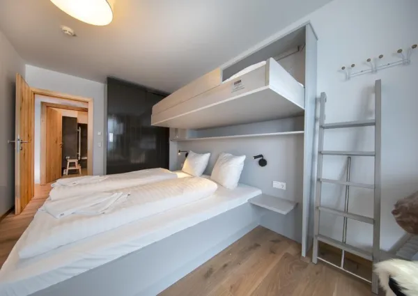 0020 KL Edelweisshaus 14 21