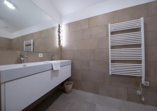 0020 KL Edelweisshaus 15 18