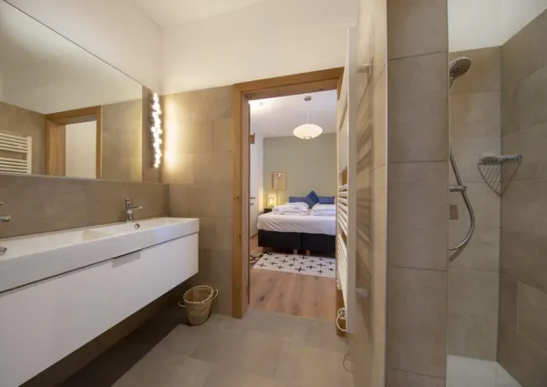 0016 KL Edelweisshaus 5 20