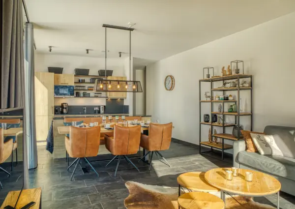 Edelweisshaus Top 6 doorkijk naar eetgedeelte