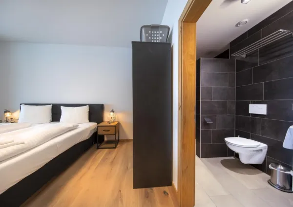 0014 KL Edelweisshaus 7 16