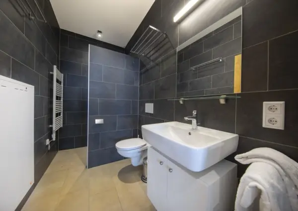 0012 KL Edelweisshaus 7 12