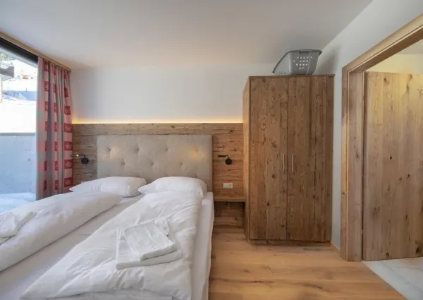 0010 KL Edelweisshaus 8 10