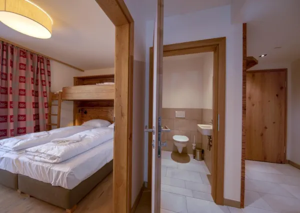 0019 KL Edelweisshaus 8 19