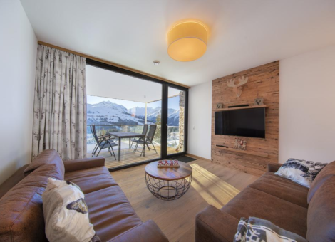 0002 KL Edelweisshaus 8 6