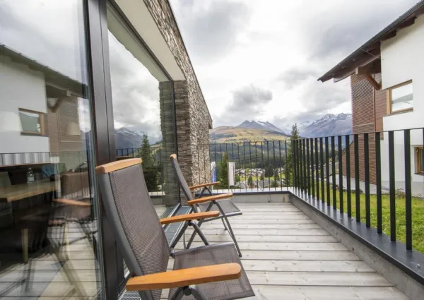 0027 KL Edelweisshaus 8 zomer 10