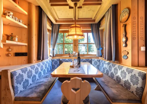 Hochkrimml Falkenstein Dahoam kleine eethoek aanzicht