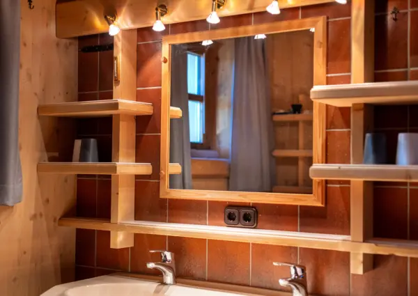 Hochkrimml Falkenstein Dahoam badkamer spiegel