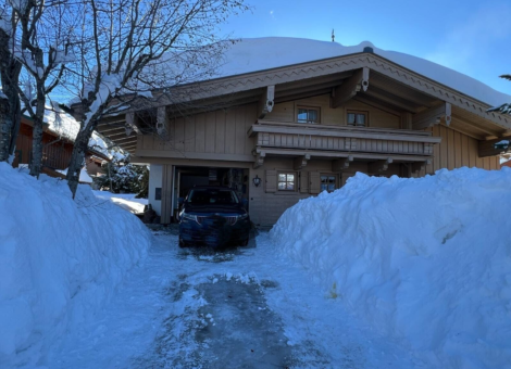 Hochkrimml Dahoam winter voorzijde chalet