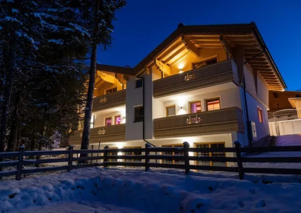 0023 HK Falkensteinalm Top 1 2 aanzicht achterzijde 2