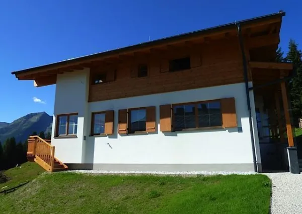 0025 HK Filzsteinanger 225 top 2 zomer 2