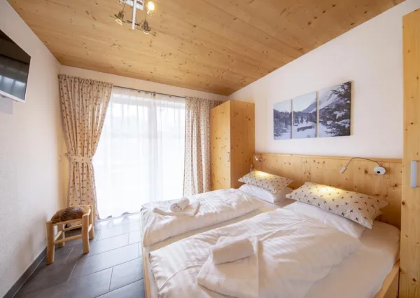 0019 BB Bergkristall 025 kamer beneden links voor 2