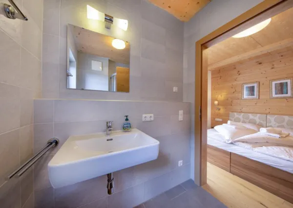 0014 BB Alpenrose 14