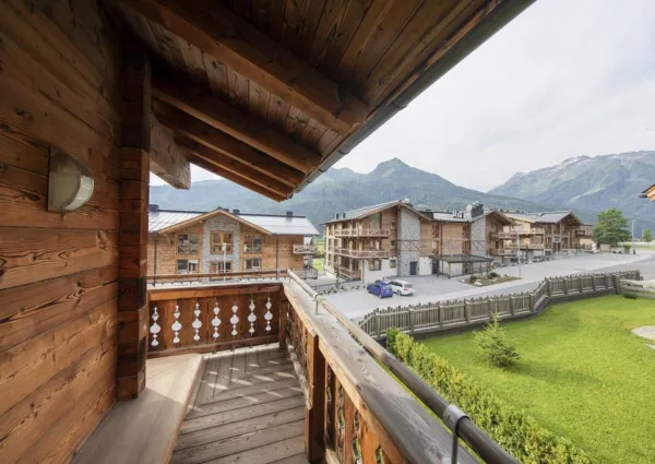 0022 BB Alpenrose zomer 5a