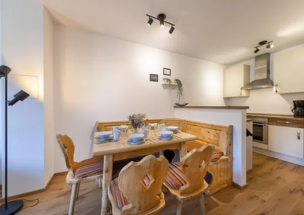 0004 SM Aineckblick top 2 1