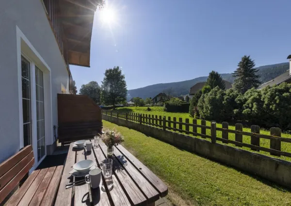 0017 SM Aineckblick top 2 zomer 2