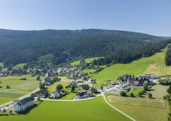 0022 SM Aineckblick top 2 zomer 12