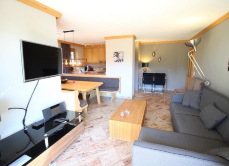 0003 KL Carina 14 14