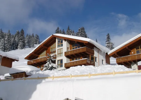 0001 KL Carina 14 winter