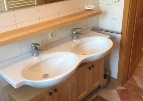 0014 KL Haus Dana Top 26 2