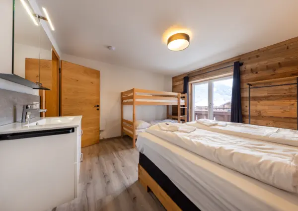 Steinbock Silberleiten Bramberg slaapkamer met wasbak
