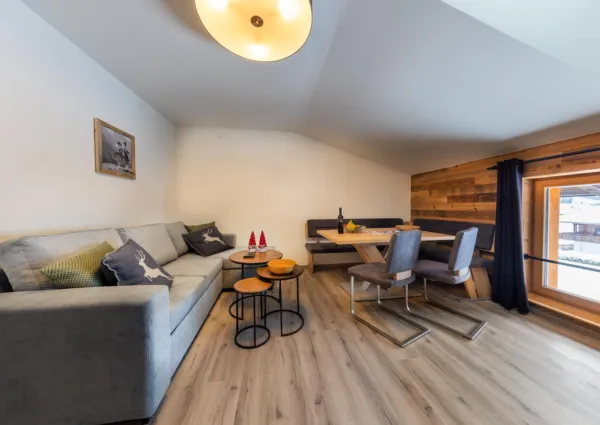 BB Eckhausl Hirsch 2024 2