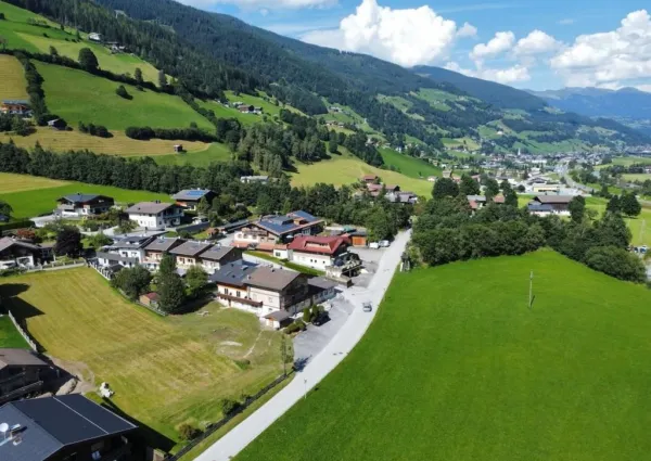 0016 BB Haus Eckhausl ligging zomer 4