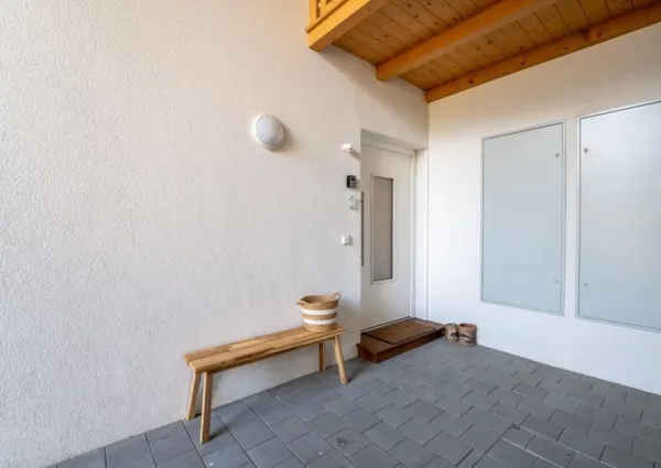 0030 NK Haus Floria 21