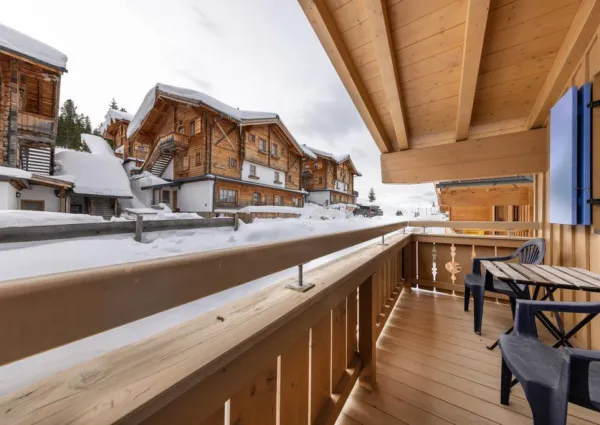 0029 HK Patricia top 1 2024 19