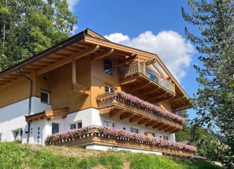 0014 WLD Haus Schoneben zomer 1
