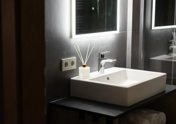 0016 Schoneben App Top 4 18