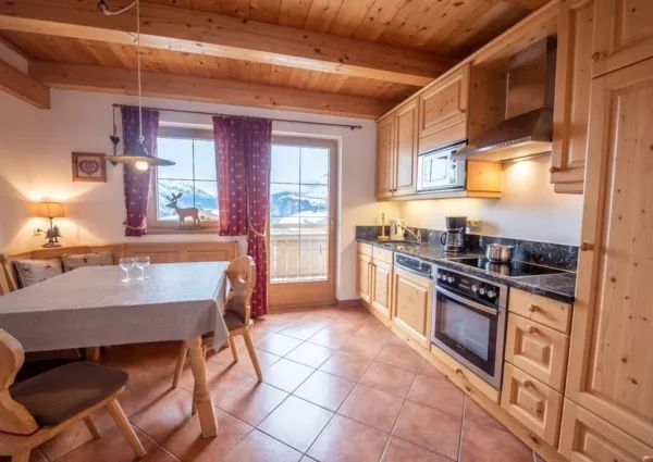 0007 HK Wildkar top 1 6