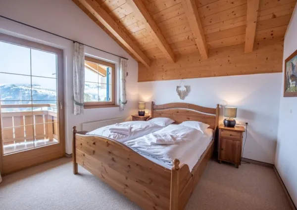 0010 HK Wildkar top 1 10