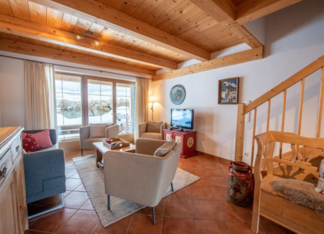 0001 HK Wildkar top 1 2