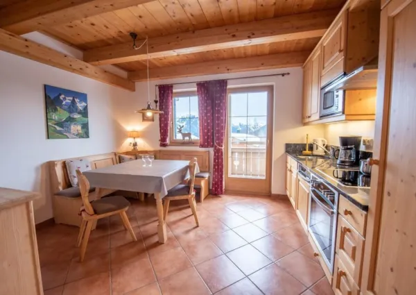 0006 HK Wildkar top 1 5