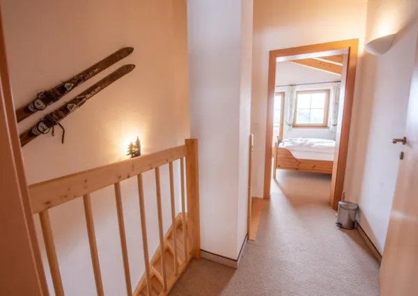 0016 HK Wildkar top 1 15