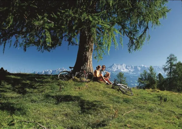 0021 HKR Hochkrimml dorp zomer 6