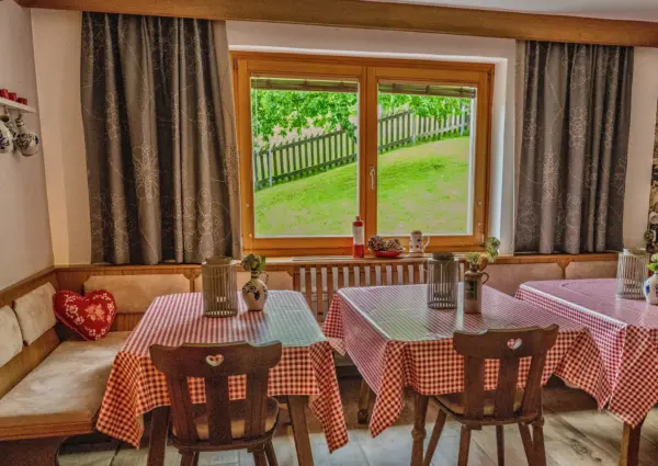 Neukirchen Hieburg Lodge Eetruime