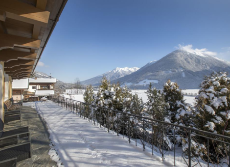 0025 NK Hieburg Lodge winter 2