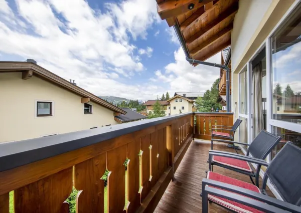 0014 KL Konigsblick Top 06 15