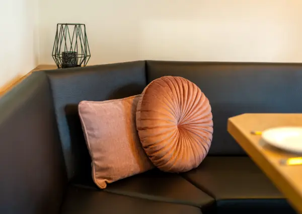 Bramberg Ma La1 eethoek bank kussens