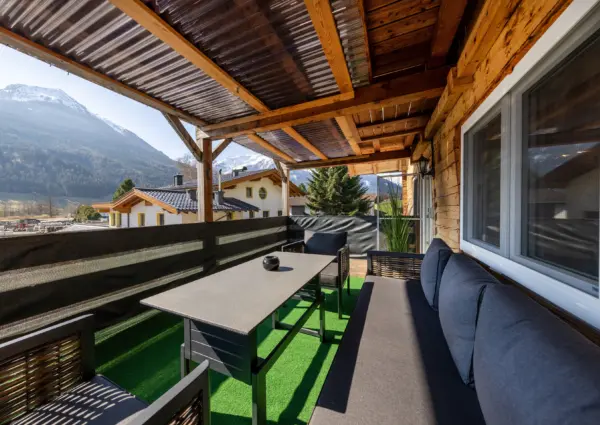 Bramberg Ma La1 terras uitzicht rechts