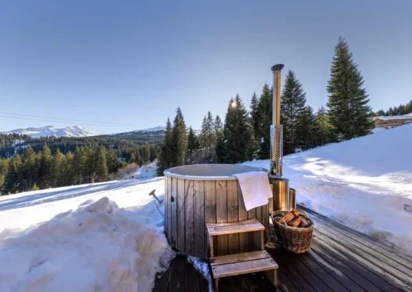 0038 KL Mooshutte Hottub 27 12 2023 1