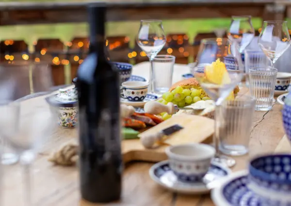 Konigsleiten Moosh C3 B Ctte gedekte eettafel balkon