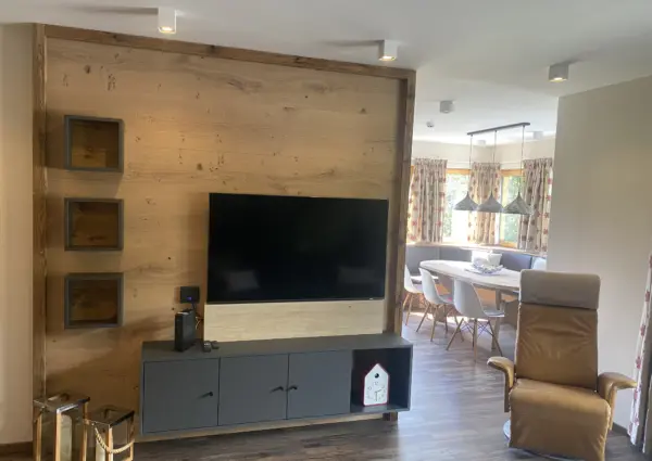 Mountain Resort Top 1 tv