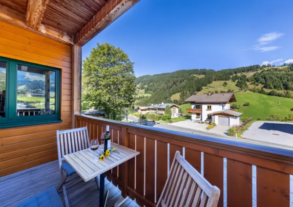 Dienten Mountain Resort Top 1 balkonfoto